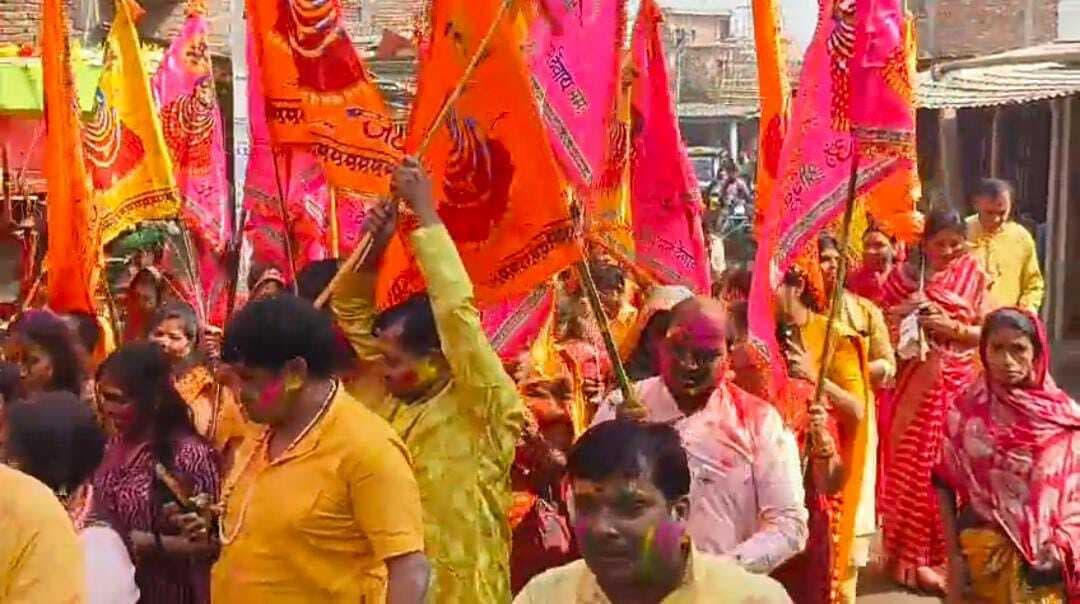 फाल्गुन मेला महोत्सव को लेकर निकाली गयी शोभायात्रा