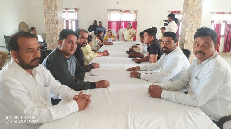 होल्डिंग टैक्स में राहत, ऑफलाइन कटेगा रसीद