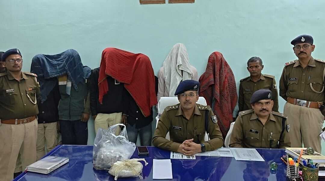 तारापुर में 20.09 ग्राम मादक पदार्थ व गांजा बरामद