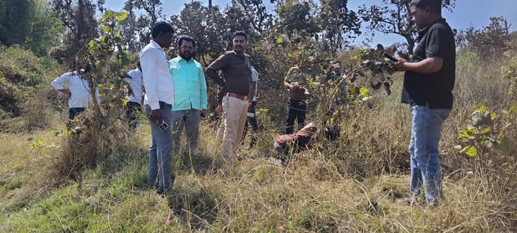 Bokaro News: अज्ञात व्यक्ति का शव मिला, हत्या की आशंका