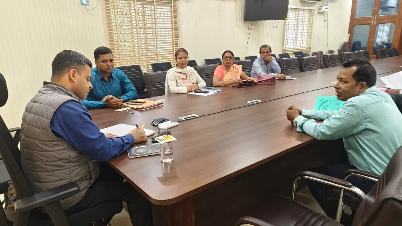 प्रोत्साहन राशि वितरण का शत-प्रतिशत करें - डीएम