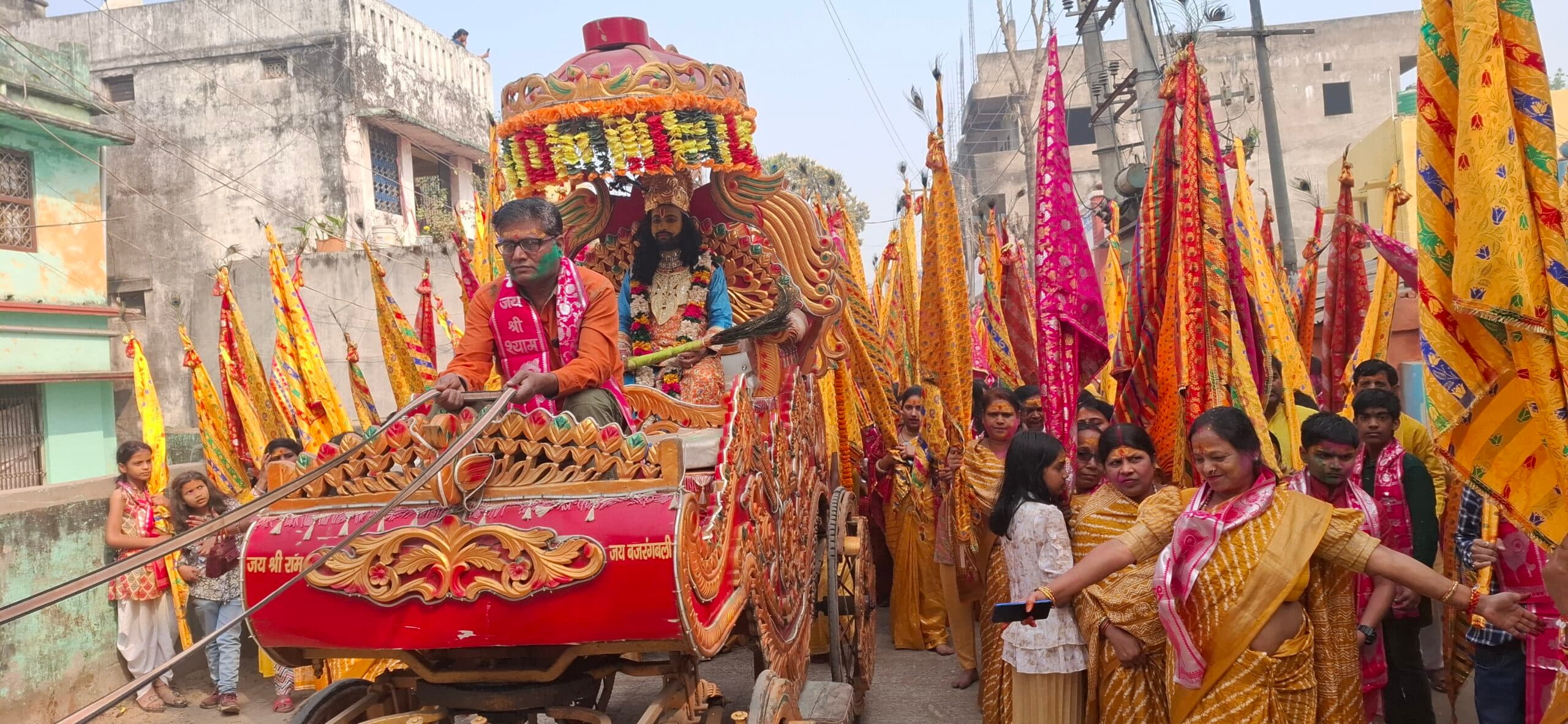 श्री श्याम फागुन महोत्सव के अवसर पर निकाली गयी निशान यात्रा