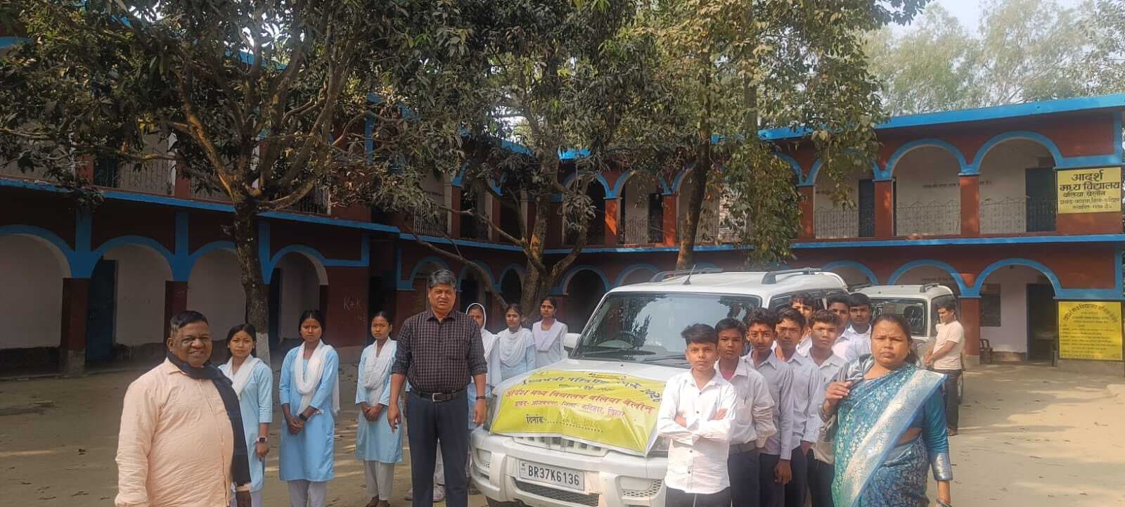 मवि बलिया बेलौन के छात्रों ने एतिहासिक स्थल का किया भ्रमण