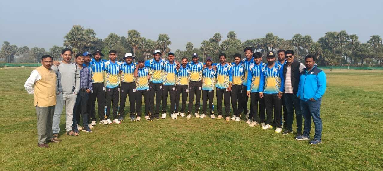सीनियर इंटर  डिस्ट्रिक्ट  क्रिकेट टूर्नामेंट में नवादा ने गया को हराया