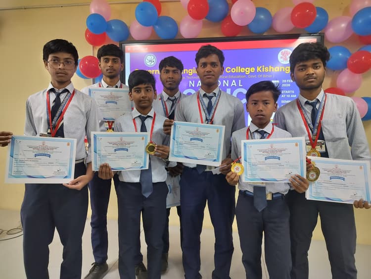 सीवी रमन टैलेंट परीक्षा में नवोदय के सात छात्र सम्मानित