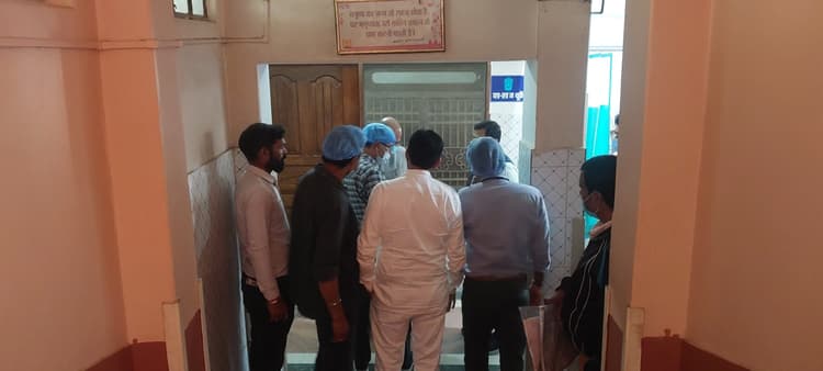 कटिहार डीएम को पुत्रीरत्न की हुई प्राप्ति