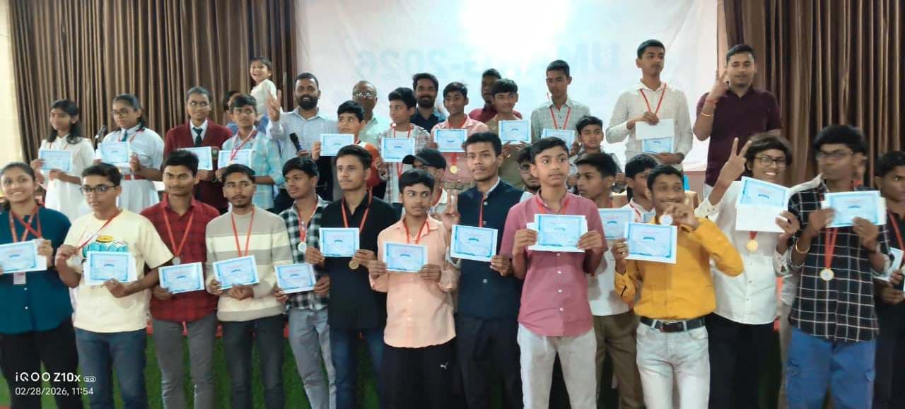 सीवी रमन राज्यस्तरीय विज्ञान टैलेंट सर्च प्रतियोगिता के जिला टॉपर सम्मानित