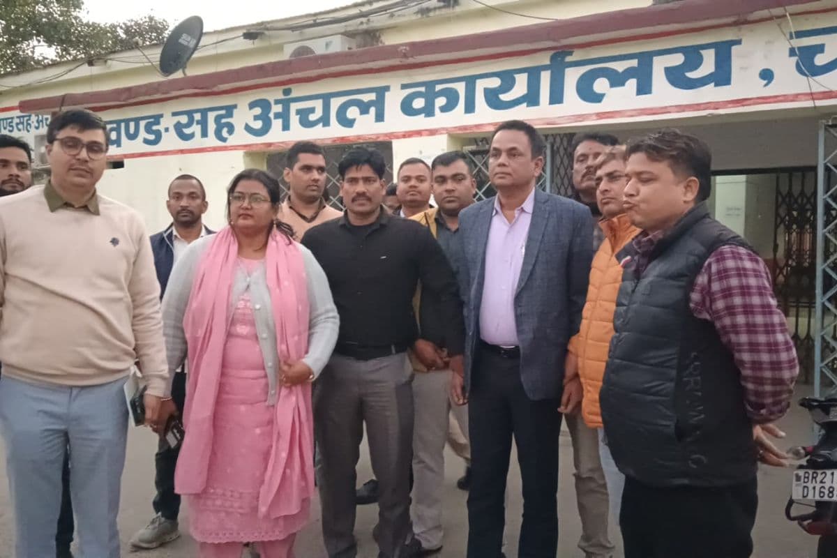 15वीं वित्त योजना में घूसखोरी का भंडाफोड़, गयाजी के BDO राकेश कुमार 50 हजार लेते रंगे हाथ गिरफ्तार