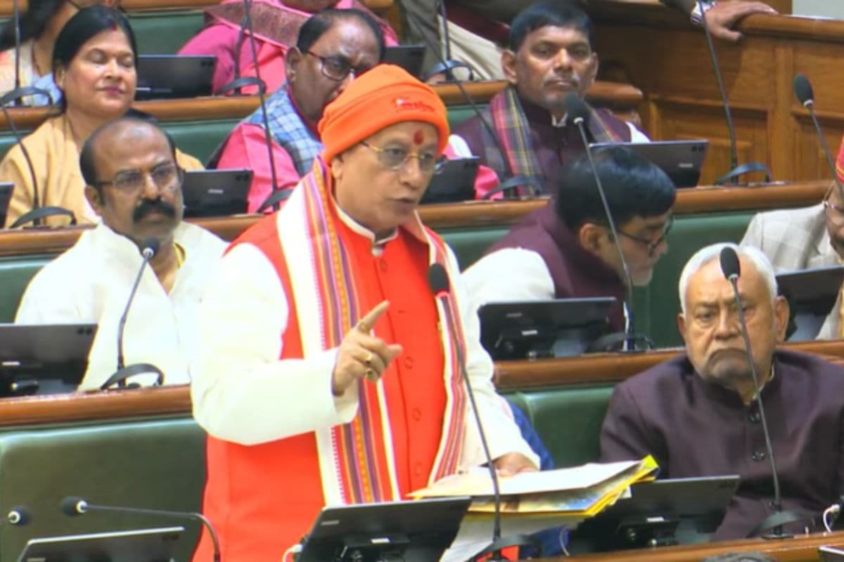 Bihar Budget Session: सदन में उठा अवैध खनन का मुद्दा, सरकार की कार्रवाई पर उठे सवाल तो क्या बोले विजय सिन्हा?