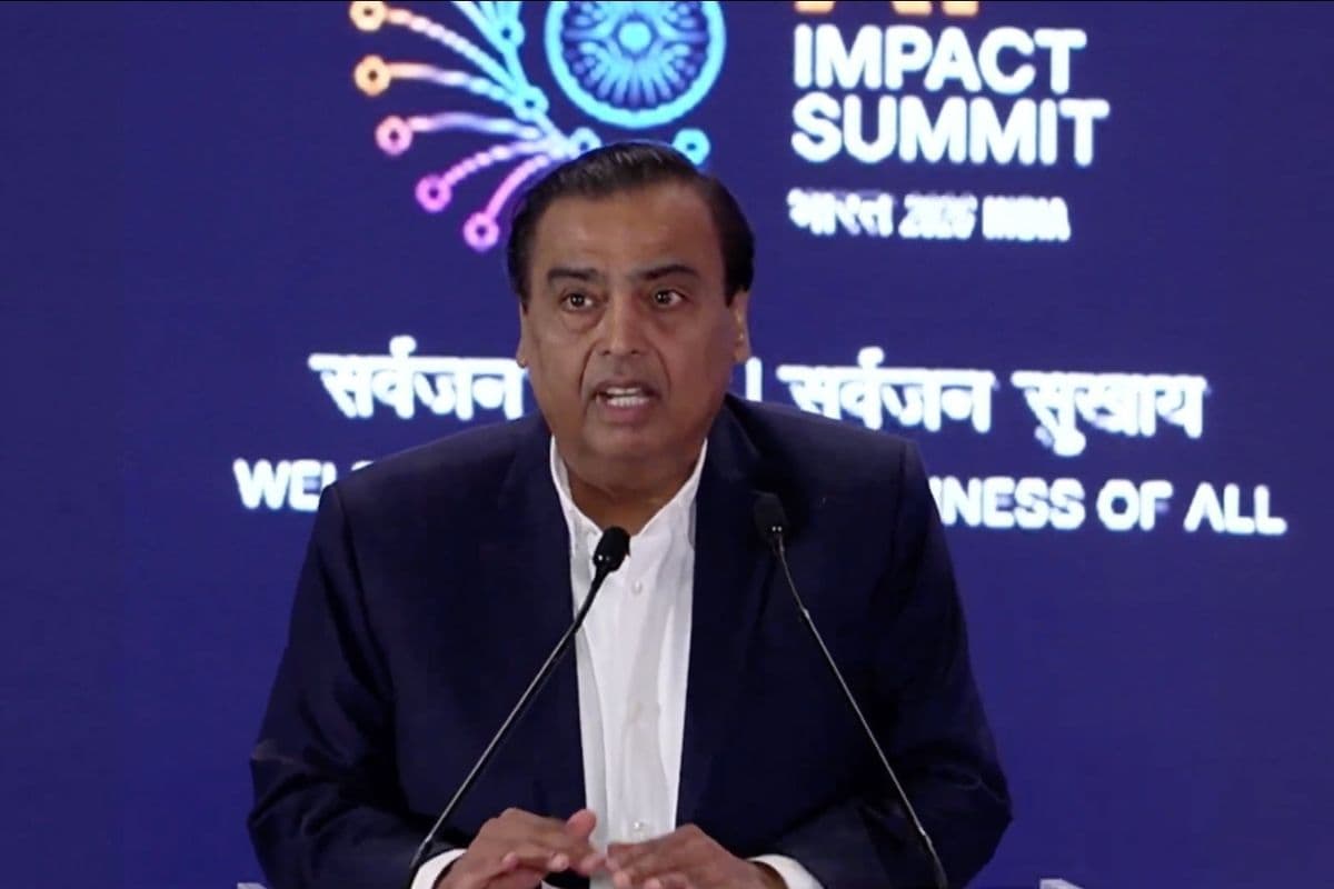 JIO का सस्ते AI पर जोर, मुकेश अंबानी ने इंडिया एआई समिट में किया ₹10 लाख करोड़ निवेश का ऐलान