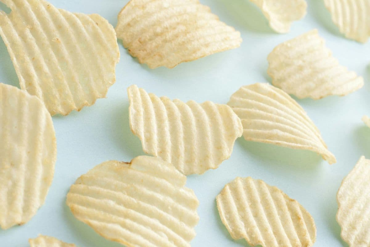 इन टिप्स से घर पर ऐसे बनाएं आलू के चिप्स और करें लंबे टाइम तक स्टोर