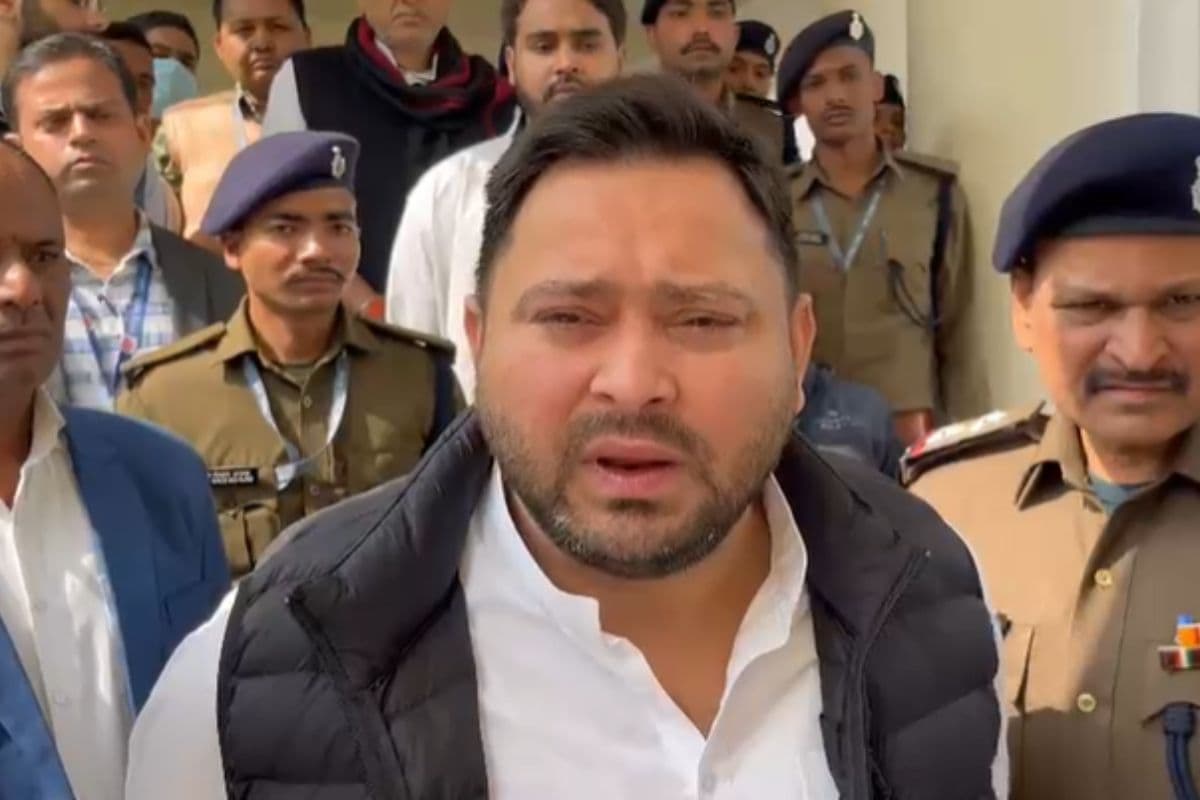 Bihar Budget 2026: केंद्रीय बजट पर भड़के तेजस्वी यादव, वित्त मंत्री निर्मला सीतारमण की साड़ी पर क्या बोले?