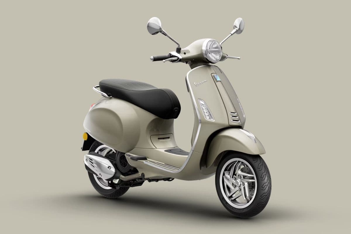 2026 Vespa Primavera और Sprint S अनवील, मिलेंगे ज्यादा सेफ्टी और मॉडर्न फीचर्स