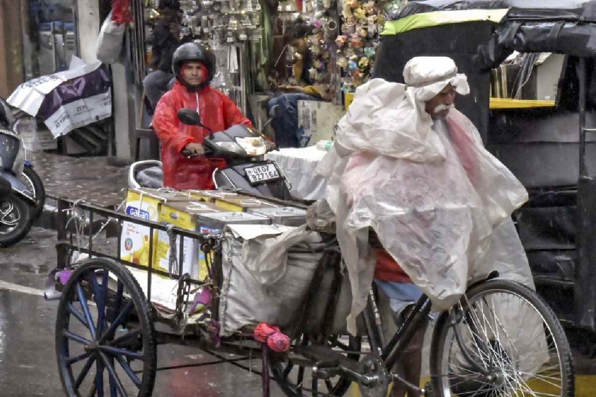 दिल्ली में होगी बारिश, जानें यूपी-बिहार सहित अन्य राज्यों के मौसम का हाल