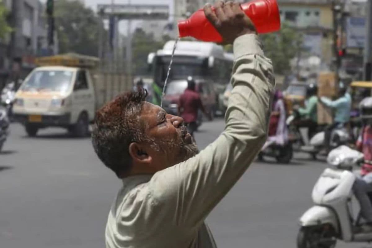 बिहार में 33 डिग्री पहुंचा पारा, 5 जिलों में बारिश और बिजली गिरने का येलो अलर्ट