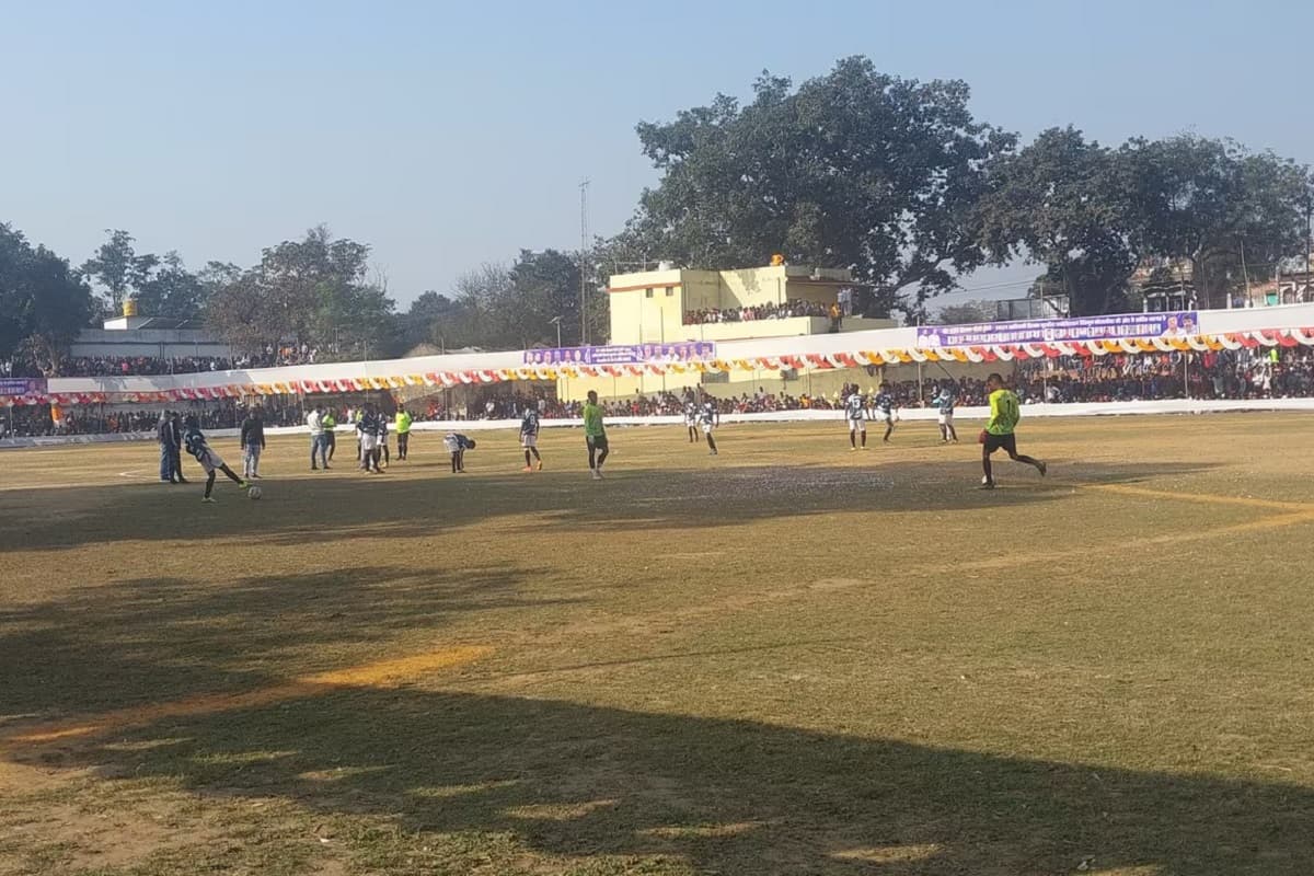 सरायकेला में साप्ताहिक हाट से सड़क पर नहीं लगेगा जाम, बिरसा स्टेडियम में सजेगा बाजार