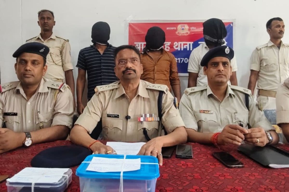 बोकारो पुलिस की 'सुपरफास्ट' कार्रवाई: एजेंट से लूटपाट करने वाले 3 शातिर 12 घंटे में पहुंचे सलाखों के पीछे