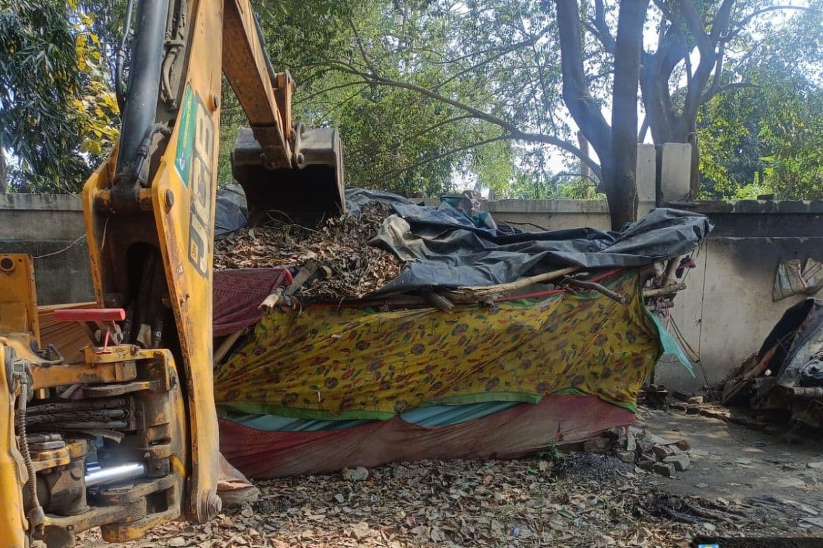 पटना में गरजेगा बुलडोजर, 1 अप्रैल से अतिक्रमण के खिलाफ शुरू होगा अभियान, DM ने जारी किया आदेश