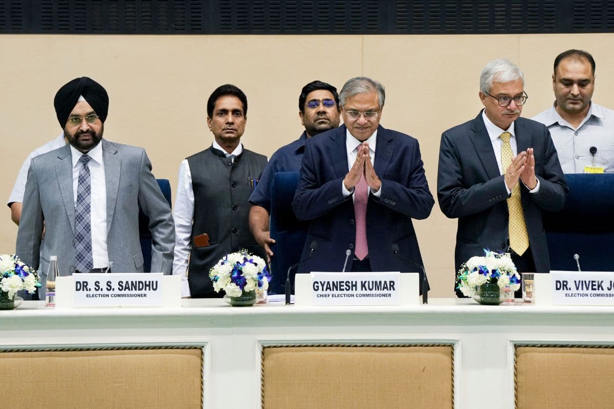 6 राज्यों की 8 विधानसभा सीटों पर 9 और 23 अप्रैल को वोटिंग, 4 मई को मतगणना, देखें पूरा शेड्यूल