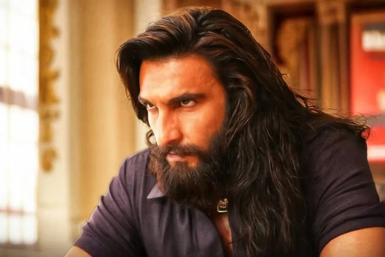 Dhurandhar 2: IPL के बीच भी छाई ‘धुरंधर 2’, अब तक कितना पहुंचा कलेक्शन?