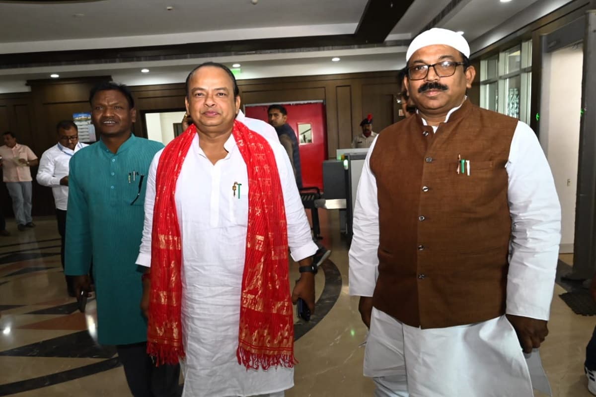 झारखंड में डीजे बजेगा और हर हाल में बजेगा, विधानसभा में बोले इरफान अंसारी