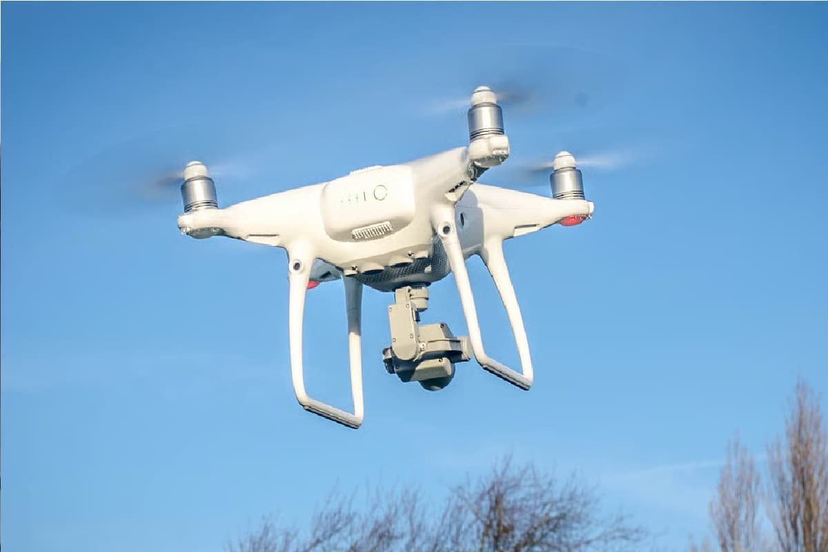 लातेहार के कैमा गांव में तनाव, ग्रामीणों ने थाना प्रभारी समेत 8 पुलिसकर्मियों को बनाया बंधक