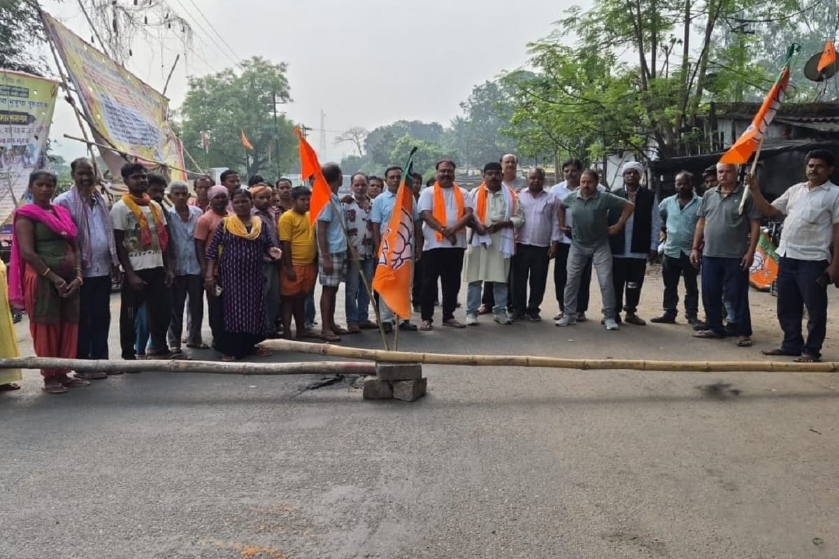 Giddi Bandh: विष्णुगढ़ दरिंदगी मामले के विरोध में गिद्दी कोयलांचल बंद, सड़क पर उतरे भाजपा समर्थक