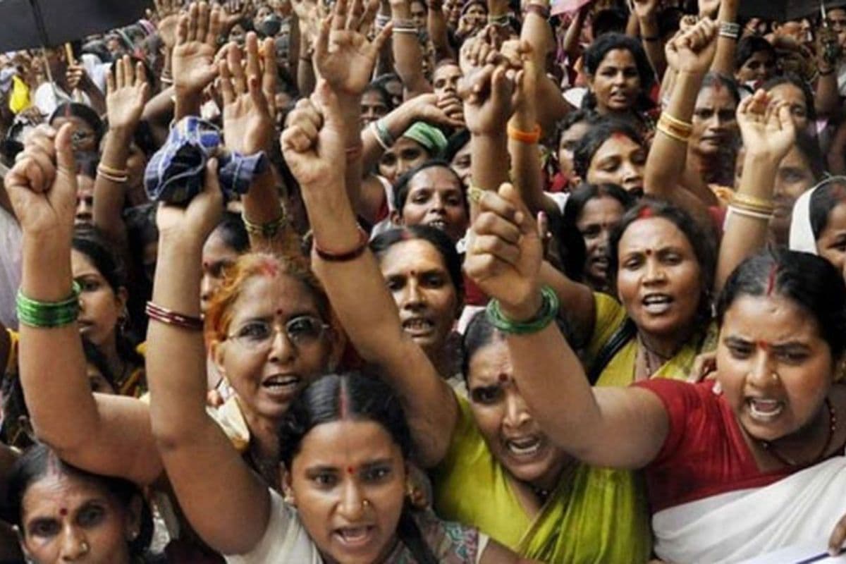 अब हर महीने आएंगे 1500 रुपये, जानें गृह आधार योजना के तहत कौन सी महिलाएं ले सकती हैं लाभ