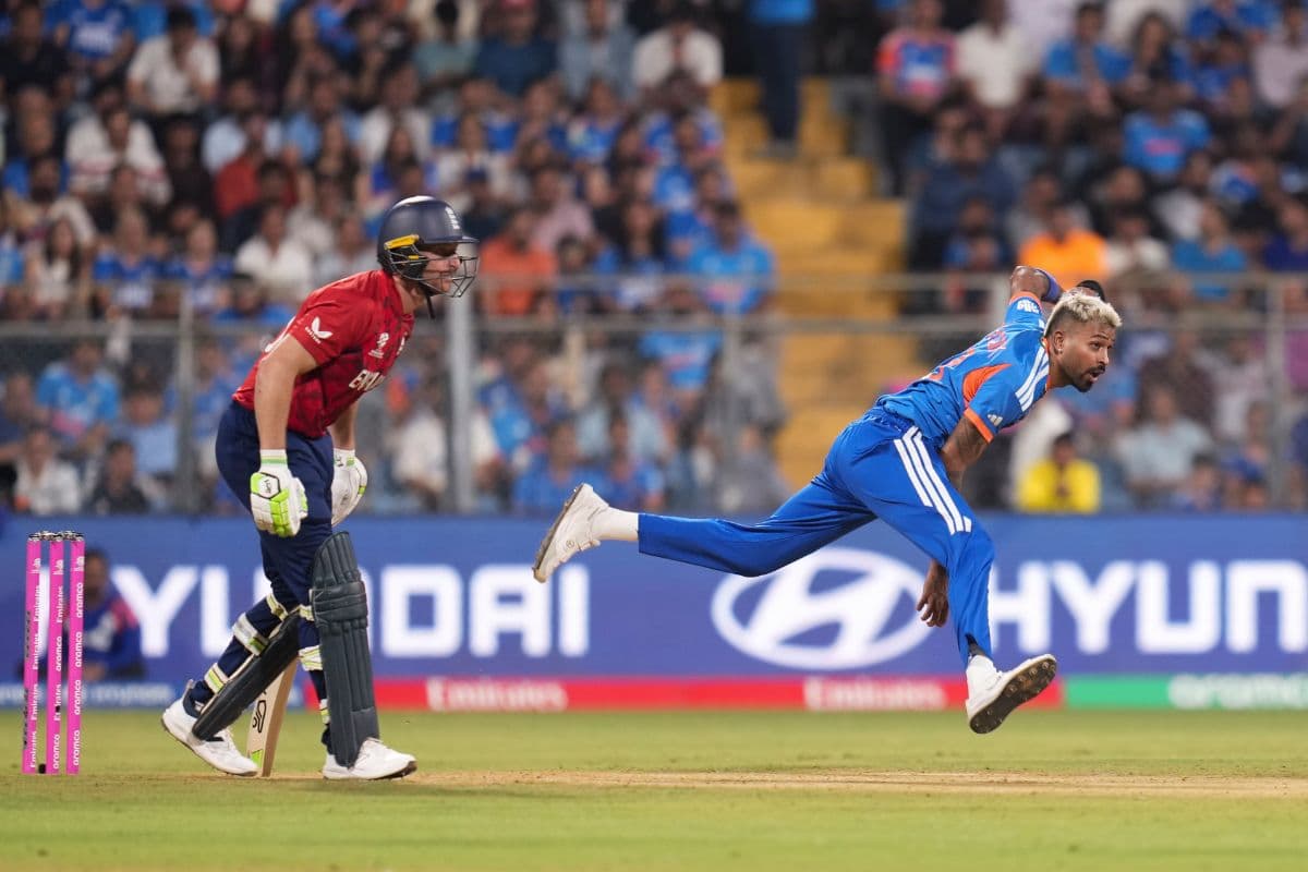 इंग्लैंड की विस्फोटक बल्लेबाजी, 10 ओवर के अंदर स्कोर 100 के पार