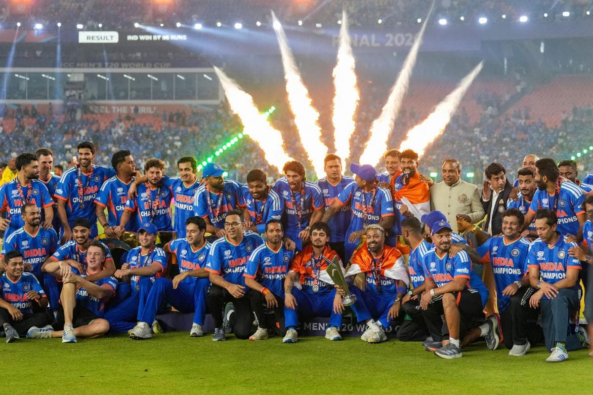 T20 WC जीतने पर BCCI मेहरबान, टीम पर पैसों की बारिश, मिला 131 करोड़ का इनाम