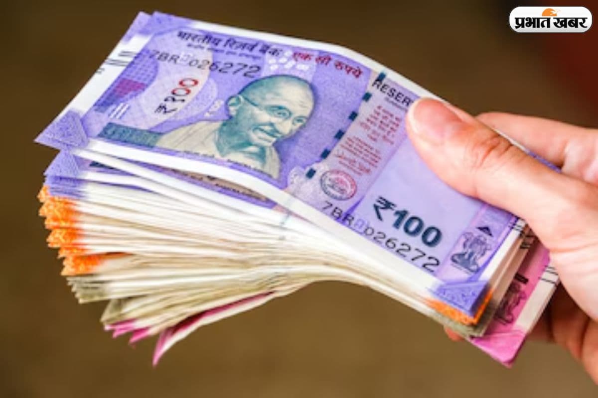 ग्लोबल संकट का असर, डॉलर के सामने पस्त हुआ रुपया