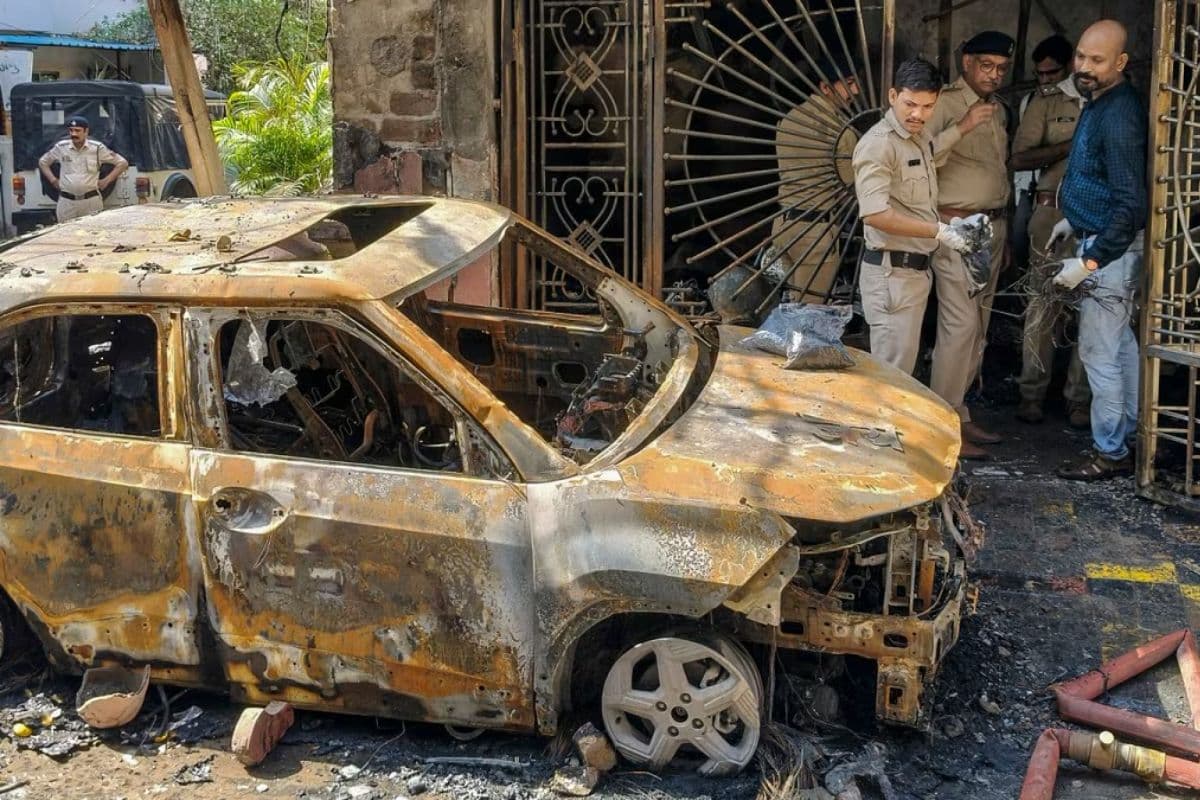 डिजिटल डेटा ने खोला इंदौर EV ब्लास्ट का सच, ओवरचार्जिंग से फटी कार की बैटरी