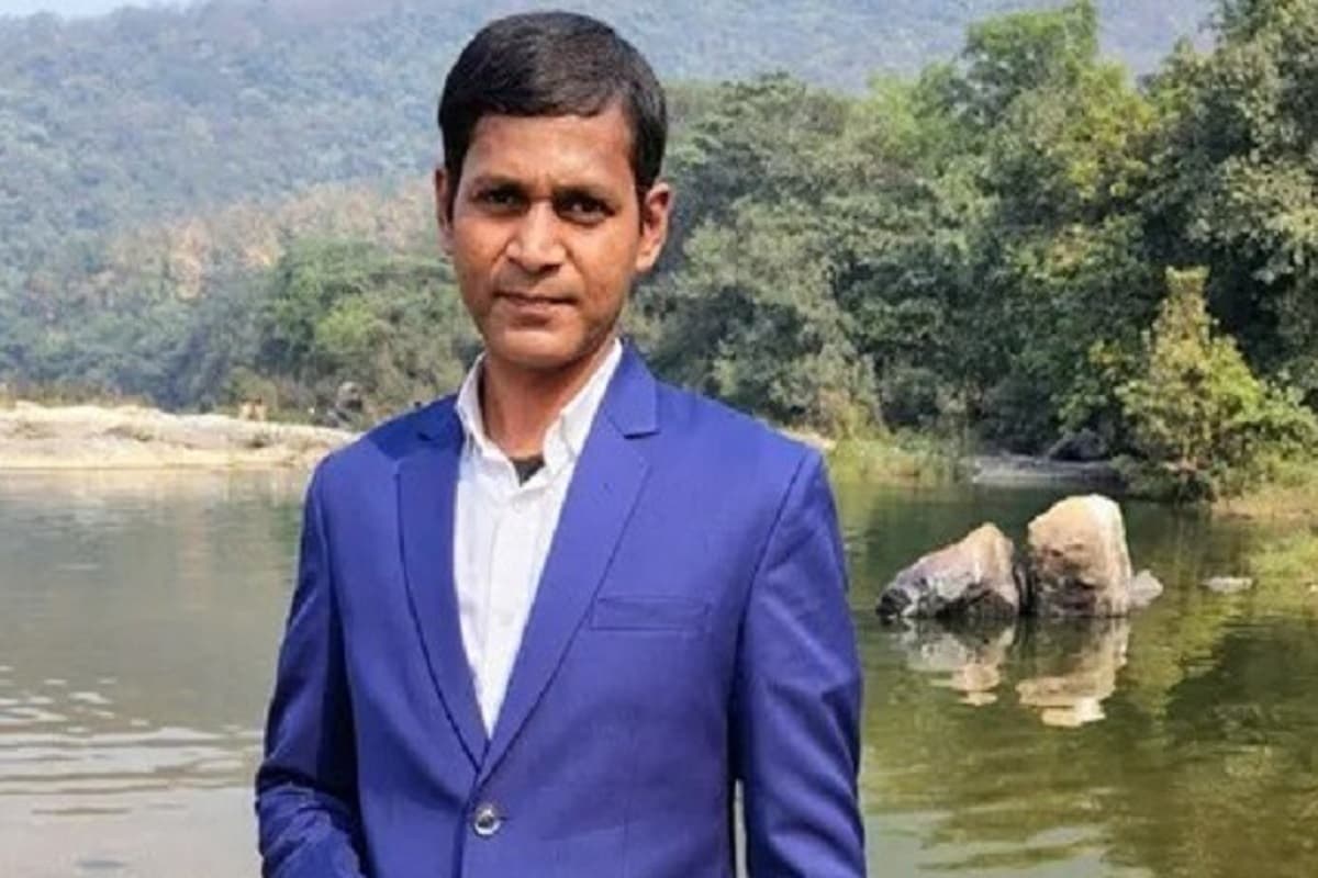 जमशेदपुर के को-ऑपरेटिव कॉलेज के शिक्षक का शव क्वार्टर से बरामद, मौत की गुत्थी सुलझाने में जुटी पुलिस