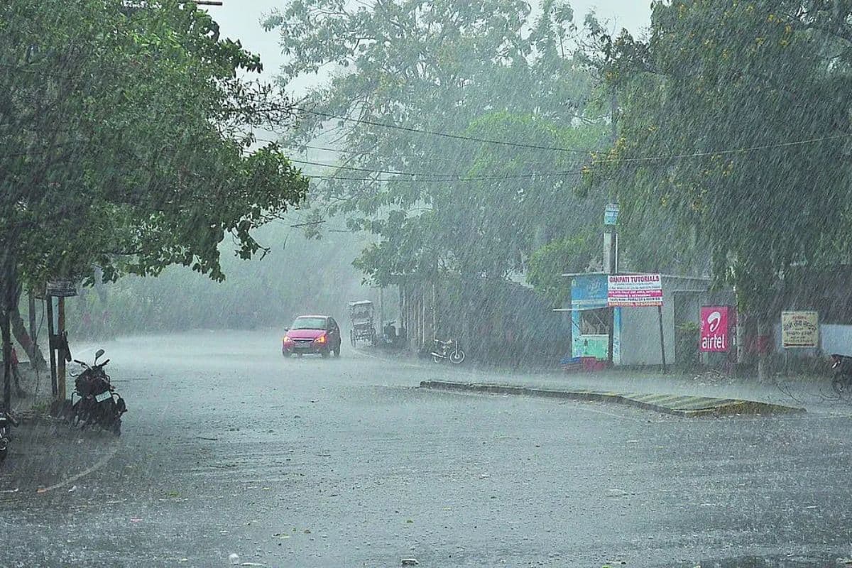 रांची में झमाझम बारिश, झारखंड के कई जिलों में वज्रपात की चेतावनी