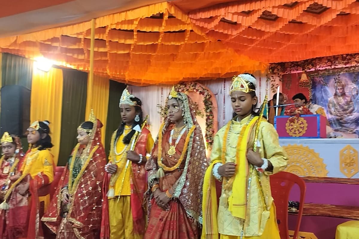 जोन्हा में गूंजा 'सियाराम' का जयघोष, धूमधाम से संपन्न हुआ राम-सीता विवाह का प्रसंग