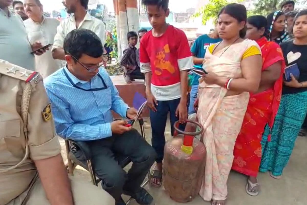 गैस सप्लाई में हो रही है देरी? मोबाइल ऐप से चुटकियों में पोर्ट करें अपना कनेक्शन, देखिये प्रोसेस