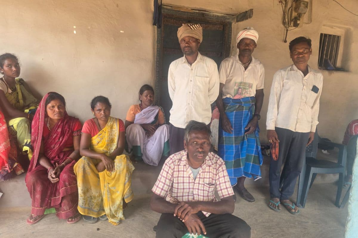 ड्रोन विवाद या कुछ और? लातेहार में पुलिस और ग्रामीणों के बीच हिंसक झड़प, 15 जवान घायल