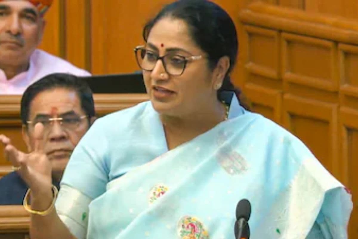 दिल्ली की महिलाओं को हर महीने मिलेंगे 2500 रुपये, जानें किसे और कैसे मिलेगा फायदा