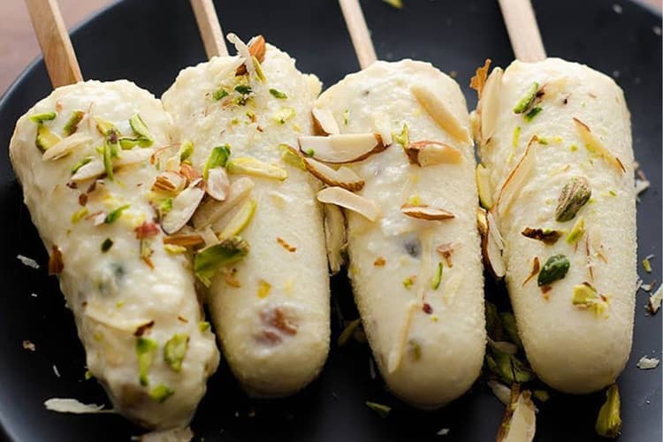 बिना मशीन के बनाएं क्रीमी मलाई कुल्फी कुणाल कपूर की आसान रेसिपी