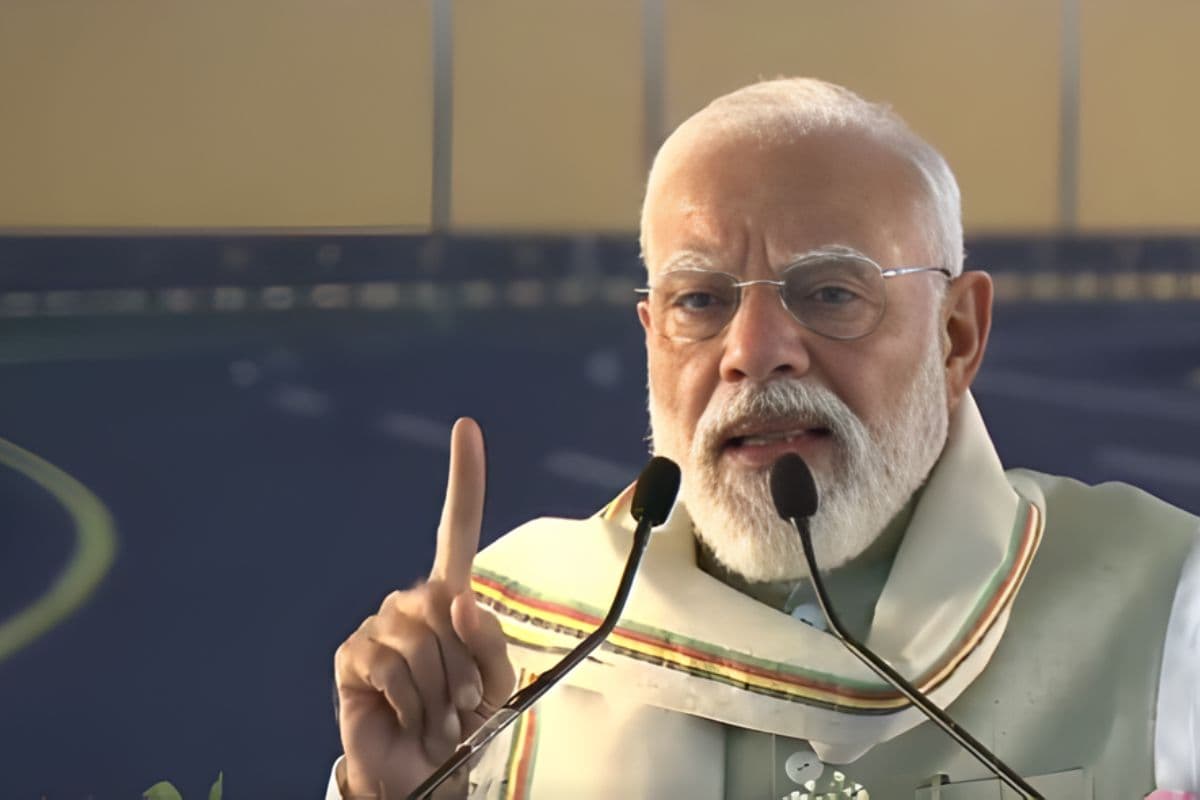 सिलचर में गरजे पीएम मोदी, कहा- असम के लिए कांग्रेस के पास नहीं कोई विजन