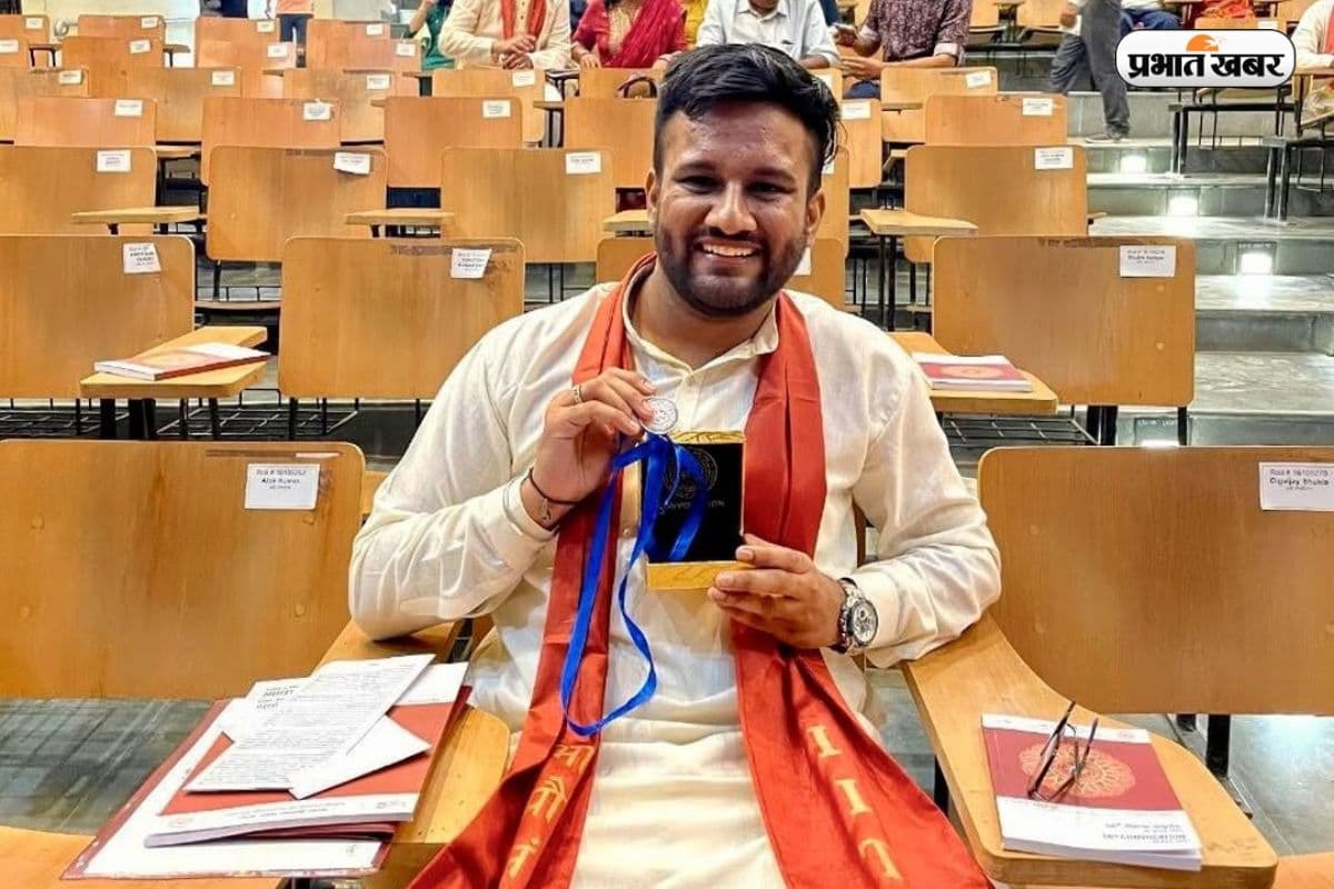 दो बार हुए फेल, तीसरे प्रयास में पक्षाल सेक्रेटरी ने हासिल की AIR 8