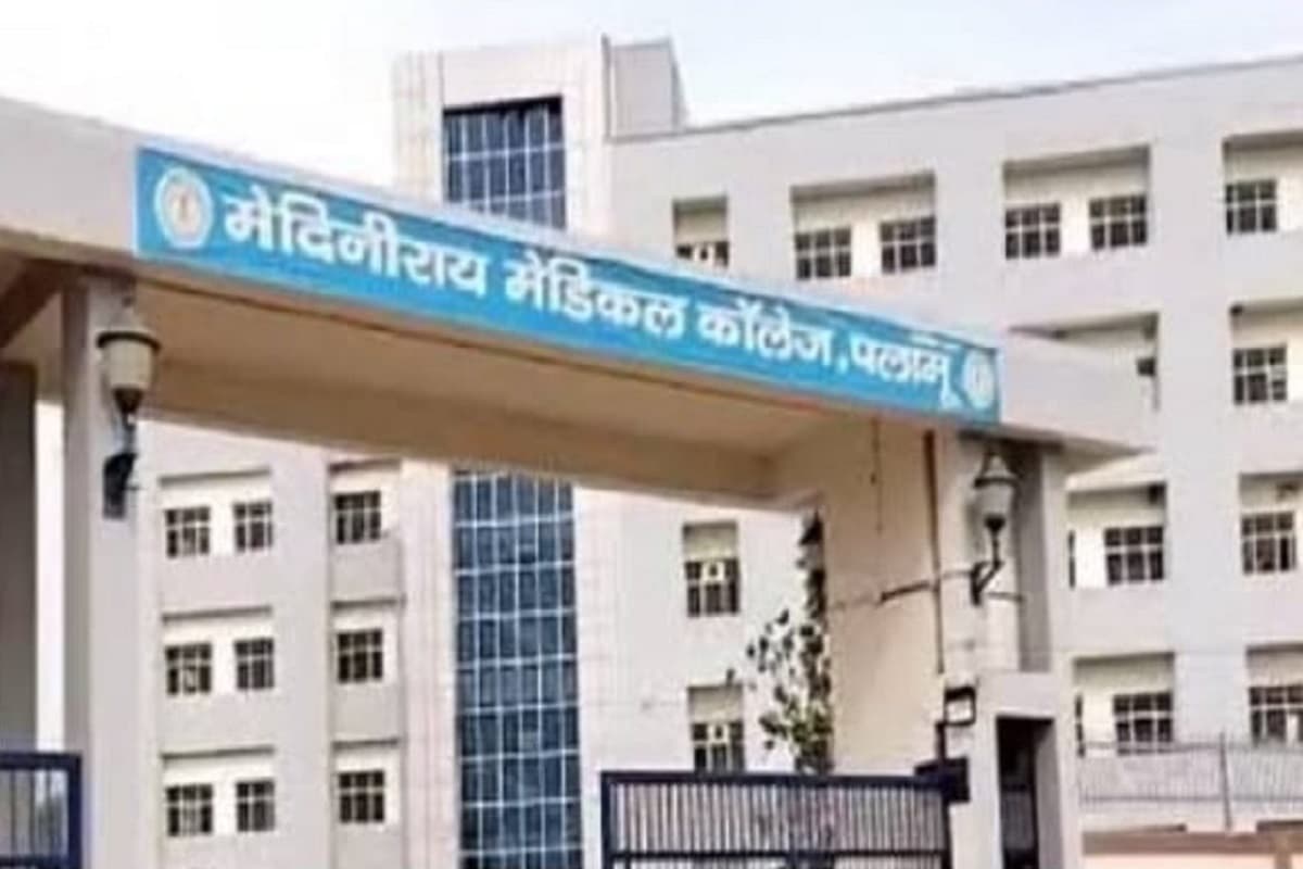 पलामू के हैदरनगर में आतिशबाजी के दौरान युवक झुलसा, हालत गंभीर