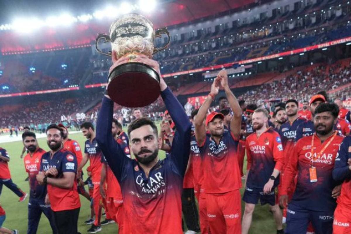 बदल गए RCB के मालिक, 16706 करोड़ में बिकी, IPL की सबसे महंगी टीम बनी
