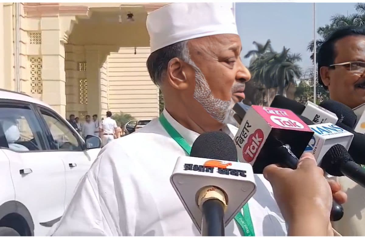 राज्यसभा चुनाव: वोटिंग में महागठबंधन से कांग्रेस के 3 विधायक गायब,बोले- ‘फोन बंद है, NDA दे रहा ऑफर’