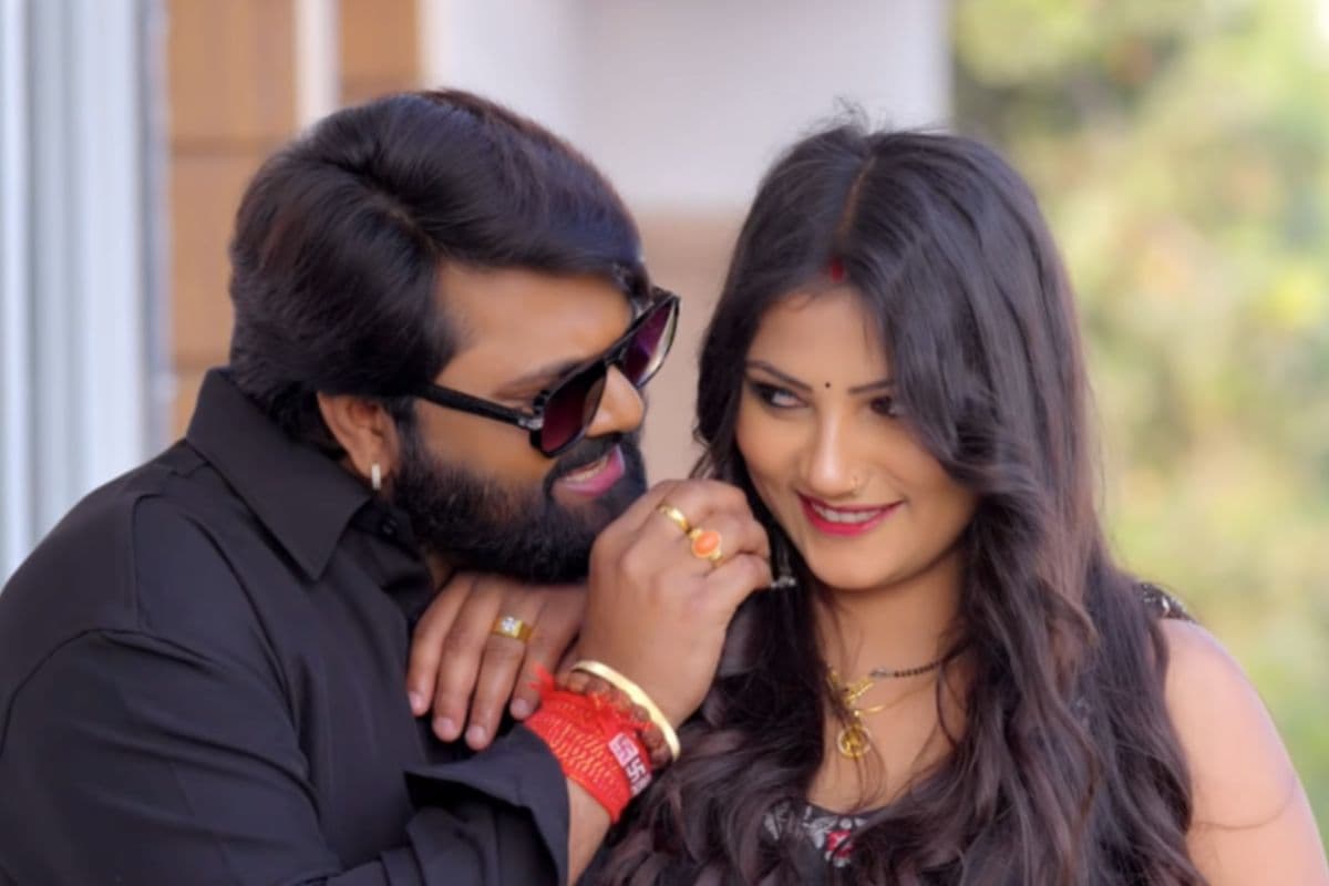 गाना 'ककरी रहे कमरिया' हुआ रिलीज, ब्लैक ड्रेस में पिहु ने समर संग लूटी महफिल