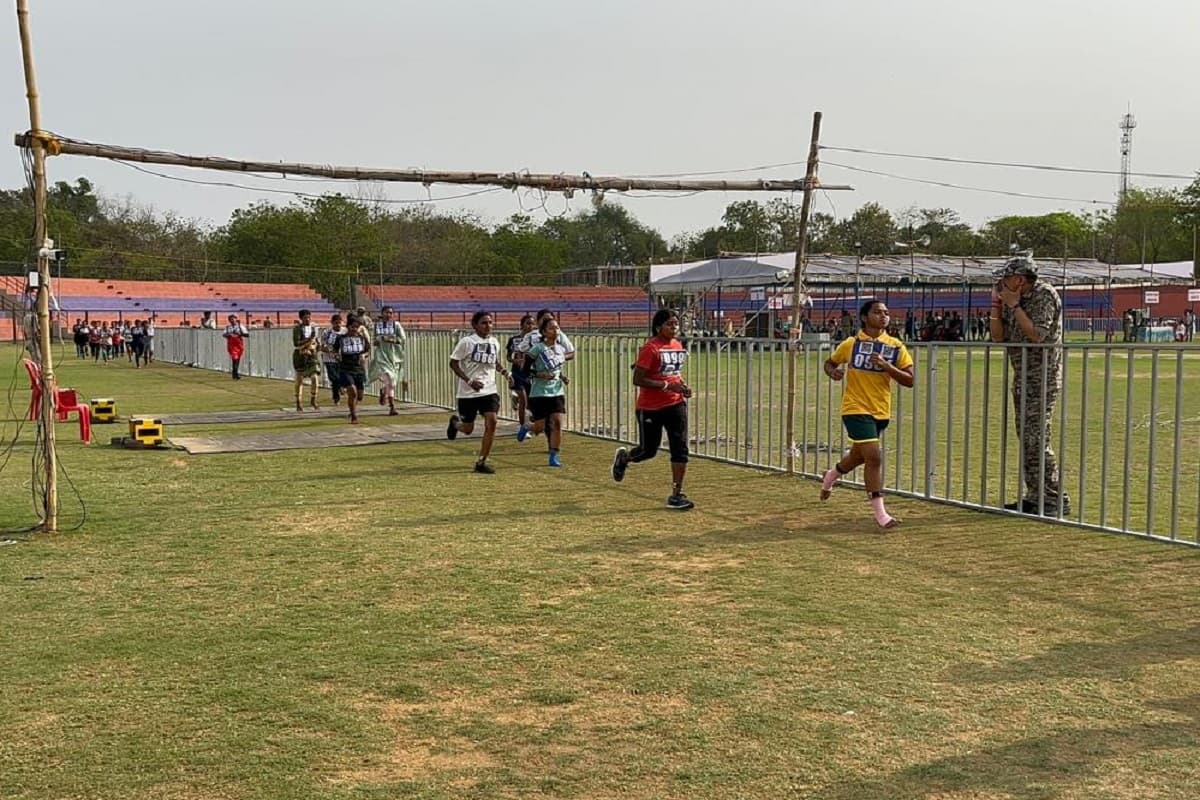 सरायकेला-खरसावां में होम गार्ड का फिजिकल टेस्ट शुरू, पहले दिन कुकडु प्रखंड की परीक्षा