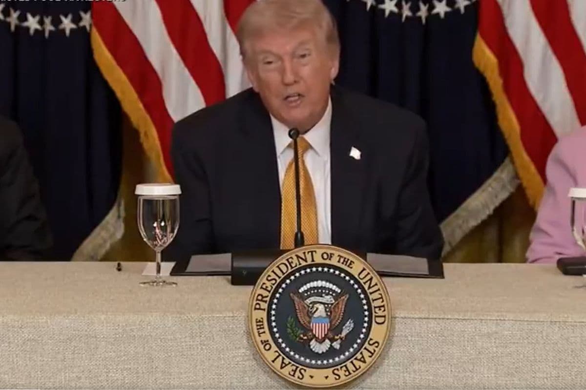 ट्रंप का दावा ईरान का काम तमाम, होर्मुज स्ट्रेट पर किया नियंत्रण