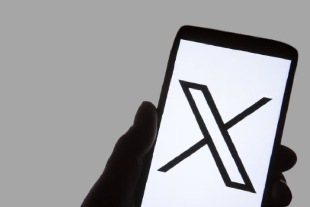 X पर आया AI Summaries फीचर, एक क्लिक में मिलेगी आर्टिकल की समरी