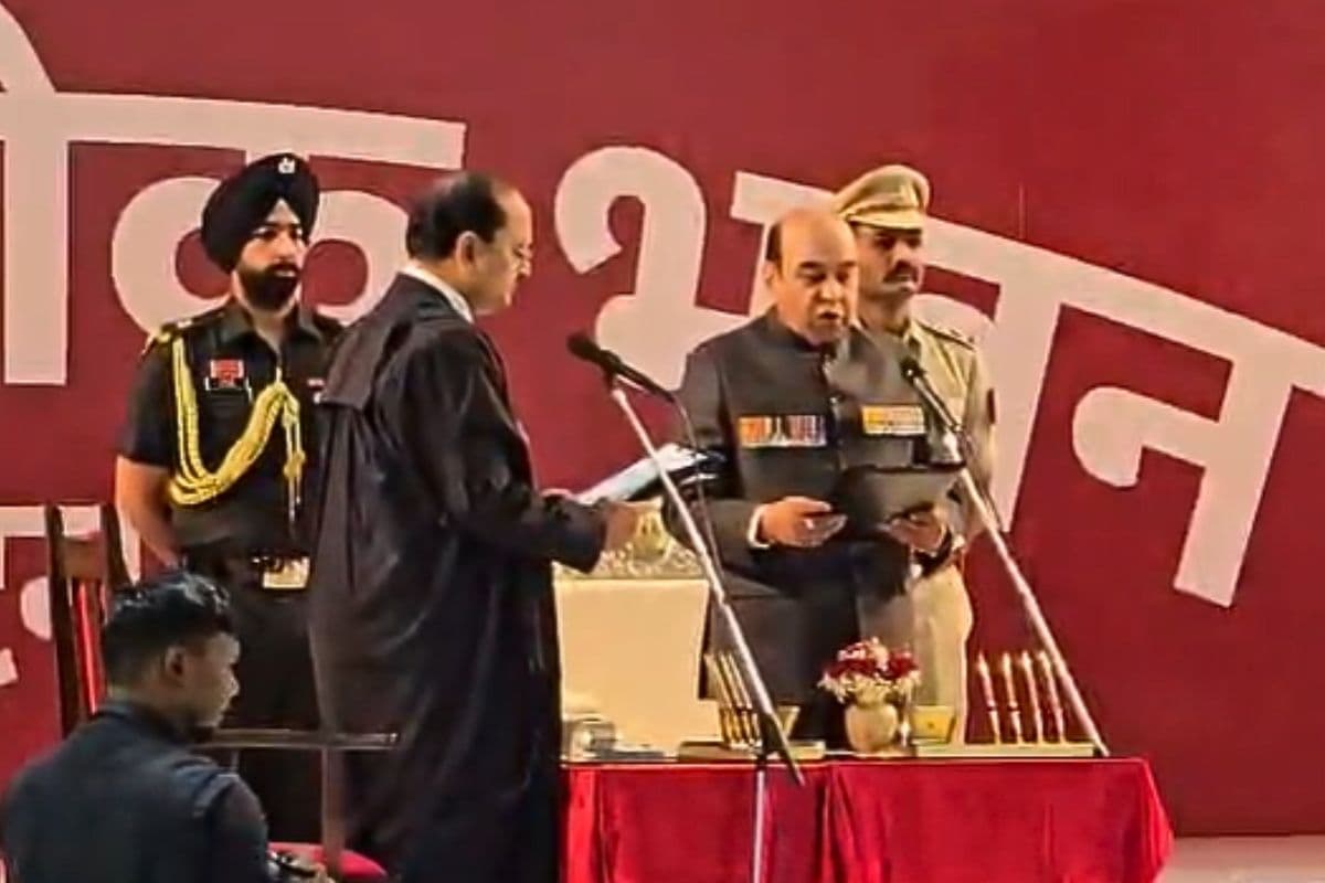 बिहार के नए गवर्नर सैयद अता हसनैन ने लोक भवन में ली शपथ, सीएम नीतीश समेत कई मंत्री रहे मौजूद