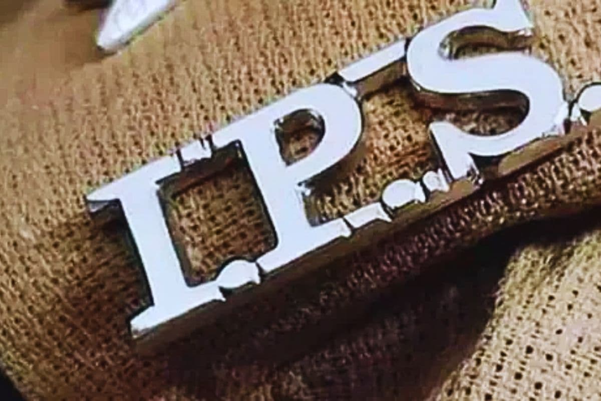 बिहार पुलिस में बड़ा फेरबदल, 4 IPS समेत 6 अधिकारियों का ट्रांसफर, कई जिलों के SP बदले